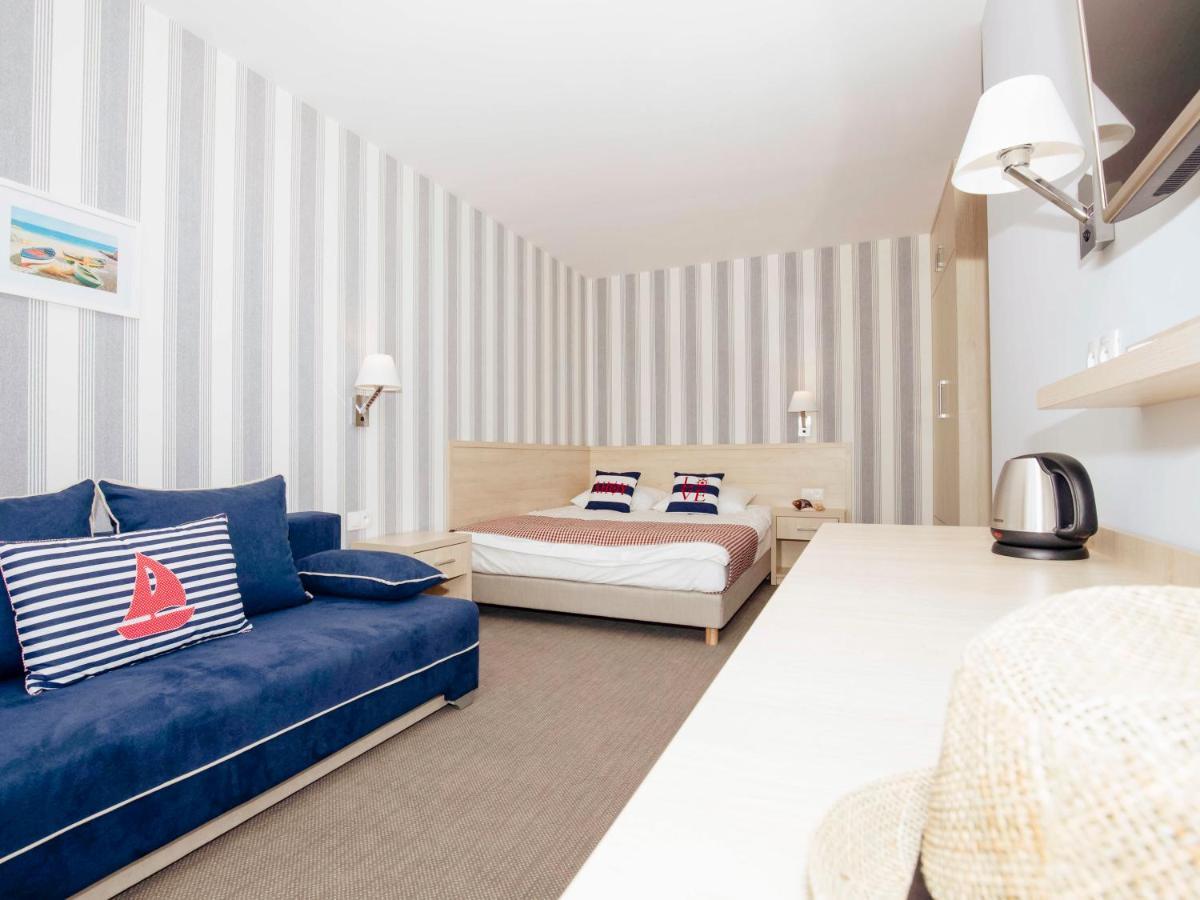 Hotel Porto Marina à Krynica Morska Extérieur photo