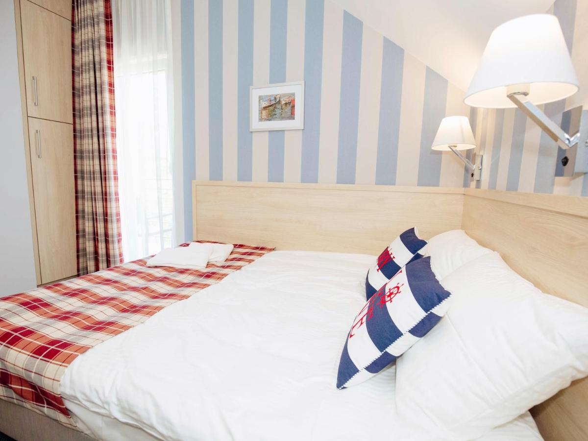 Hotel Porto Marina à Krynica Morska Extérieur photo